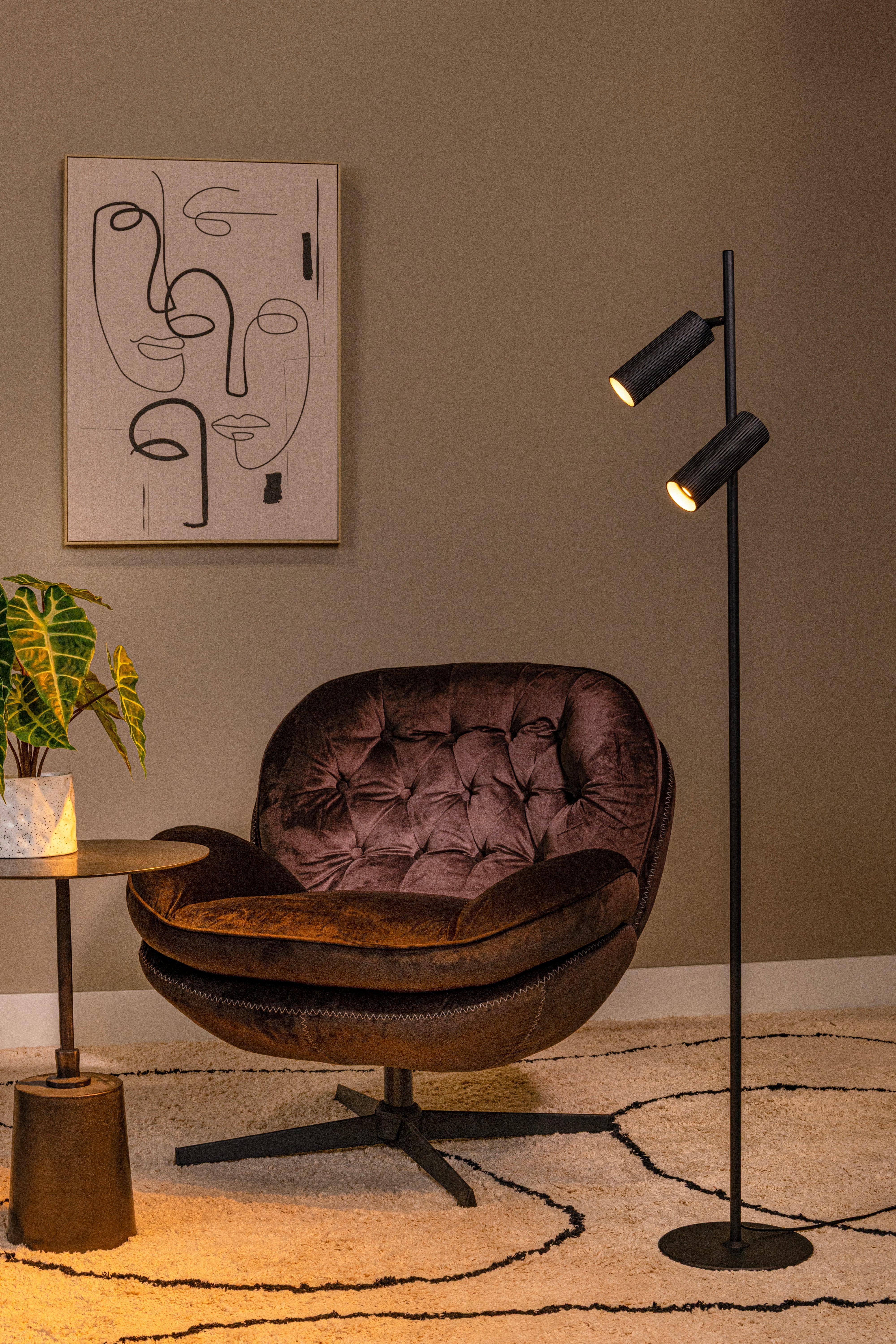 Clubs, golvlampa, svart - 22 cm