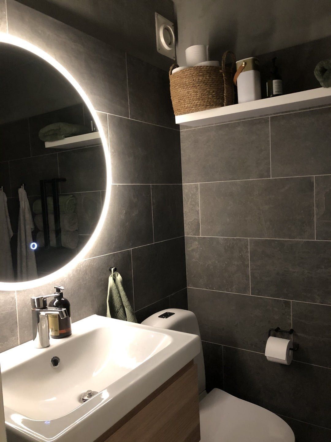 Round LED mirror - Ø100 cm - dimmable with cold/warm light - Fornæs - MASTERSTORE - 8595677118506 - LED Mirrors - 01-100-08-58-00 - 8595677118506