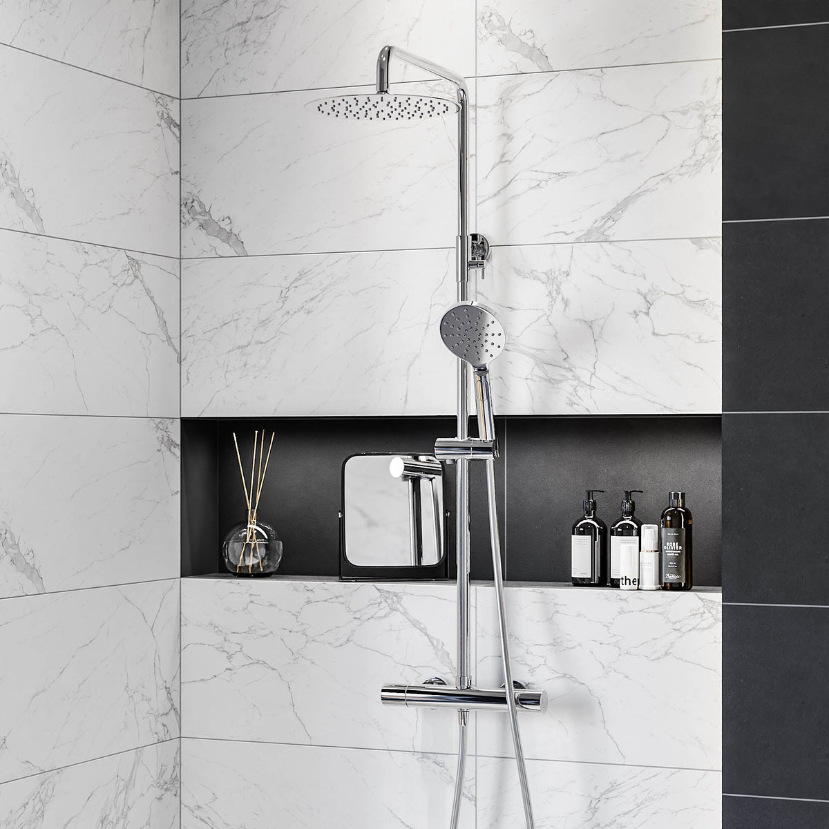 Shower system with thermostatic mixer 150mm C/C - Ø250 mm overhead shower, hand shower - chrome - Dragør - MASTERSTORE - 8595677129137 - Showersystem - 31-120-05-60-00 - 8595677129137