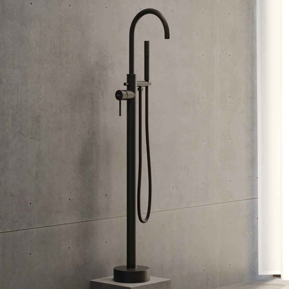 Dragør, Mixer - Bathtub, Brass Shiny - 23 cm - MASTERSTORE - 8595677136753 - Mixer - Bathtub - 28 - 114 - 01 - 64 - 00 - 8595677136753