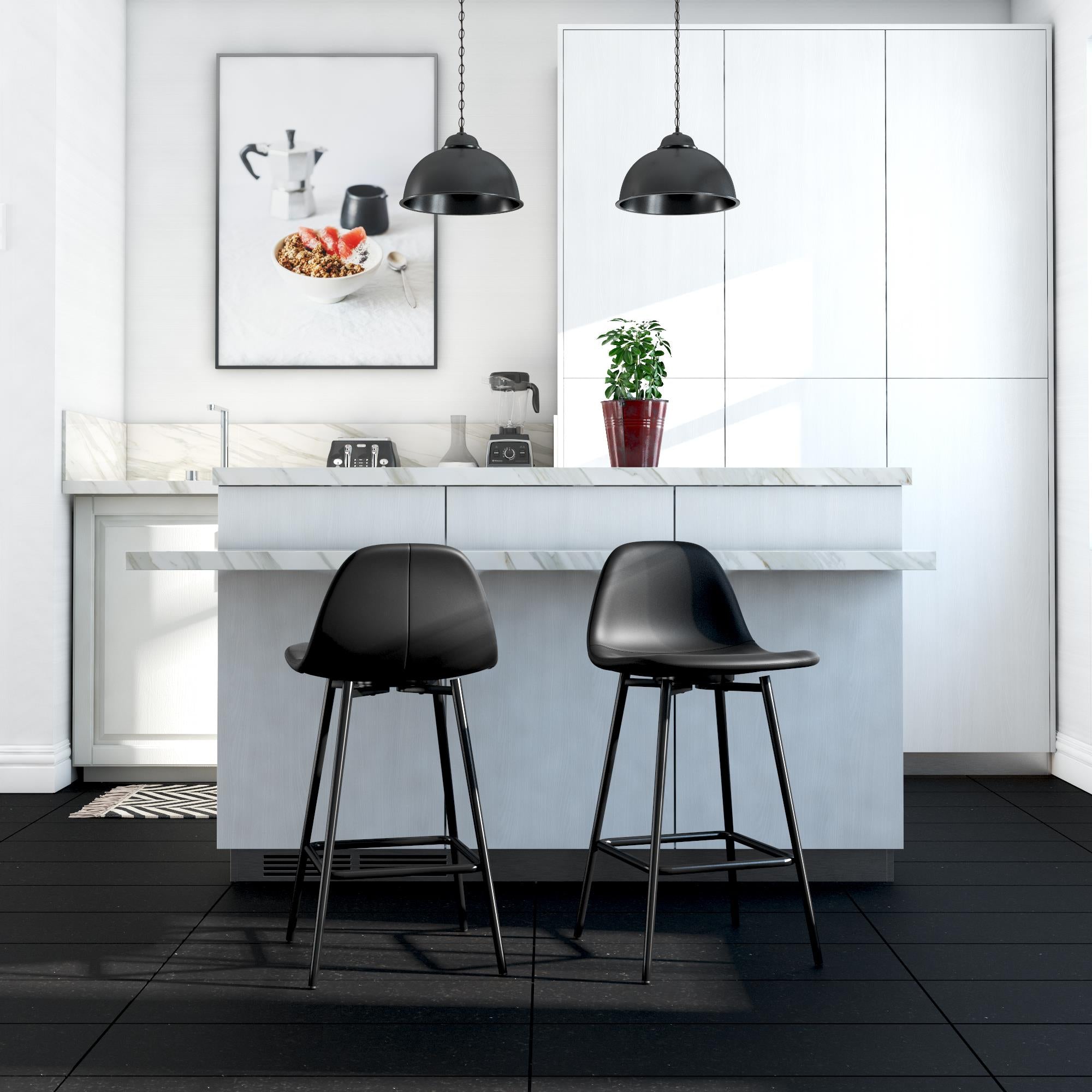 Barpall - 47x43x99 cm - med skumstoppning klädd i konstläder och svartlackerade ben - svart - Calvin