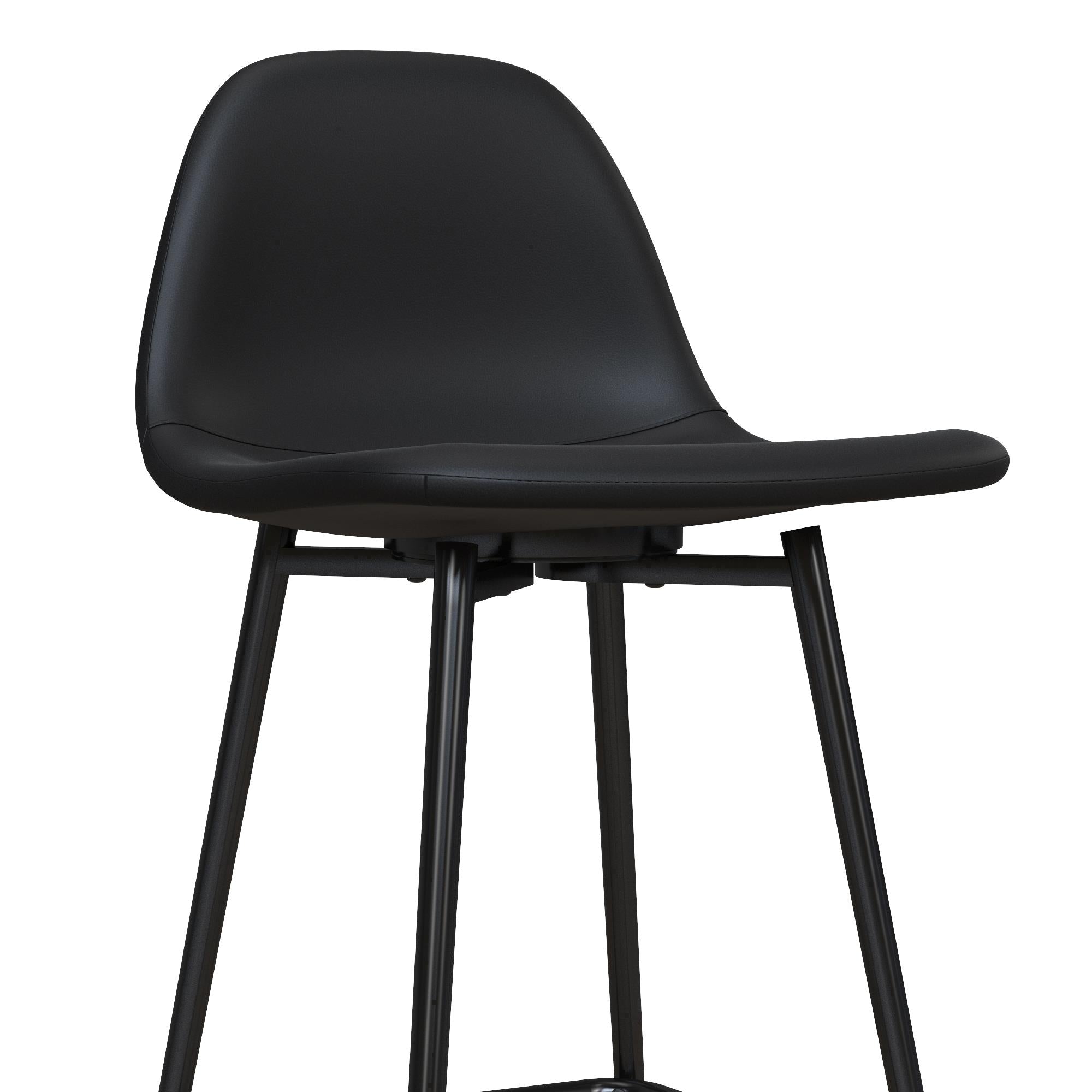 Barpall - 47x43x99 cm - med skumstoppning klädd i konstläder och svartlackerade ben - svart - Calvin