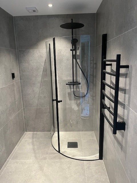 Shower enclosure semi - circular 90x90x190 cm - 5 mm clear glass - black profile - Tulsa - MASTERSTORE - 8595677180756 - Shower Enclosures - 42-090-10-02-02 - 8595677180756