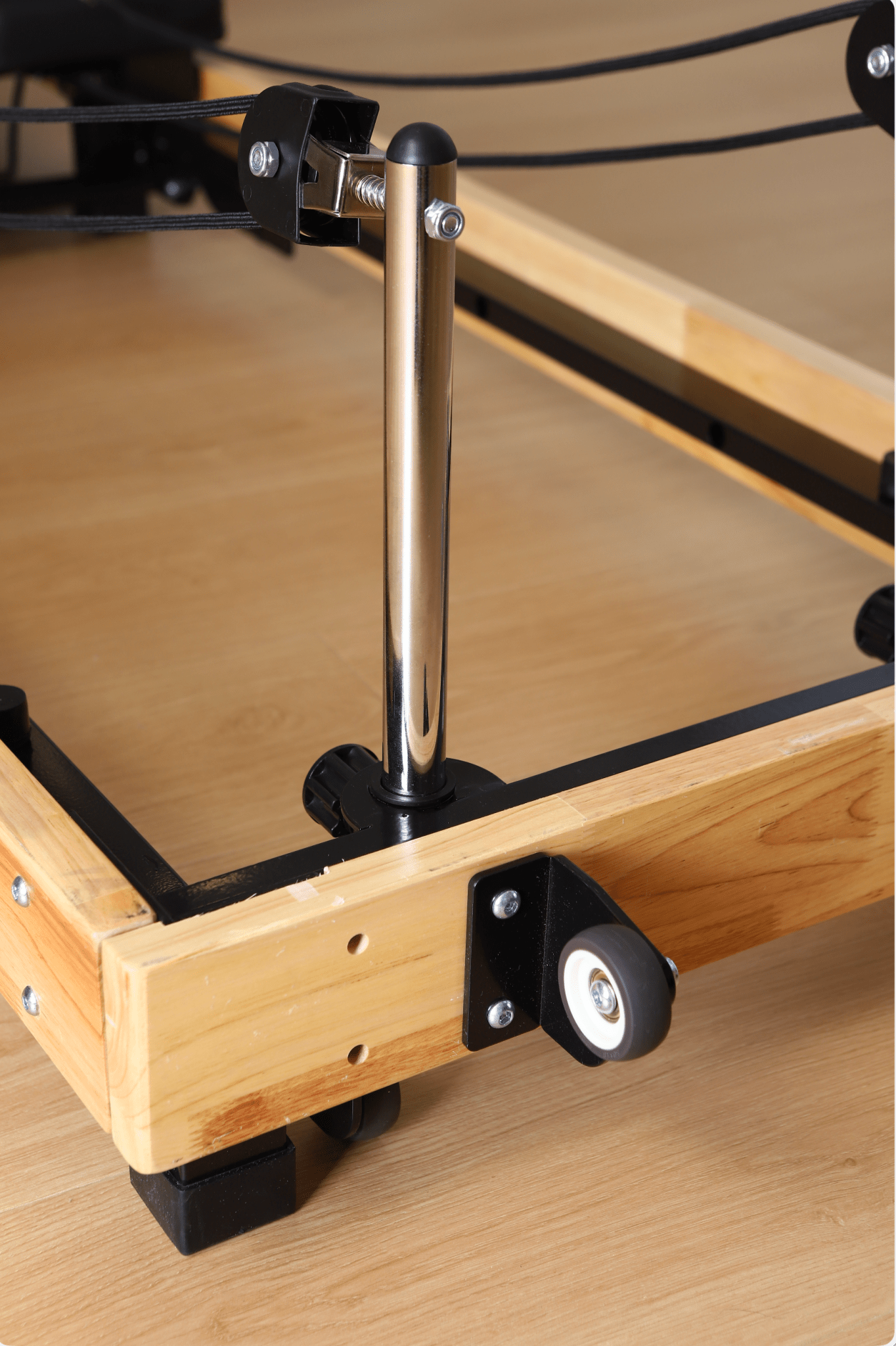 Pilates Reformer in wood - Prestige - MASTERSTORE - 8595677195897 - Pilates Reformer - 51-242-00-86-00 - 8595677195897