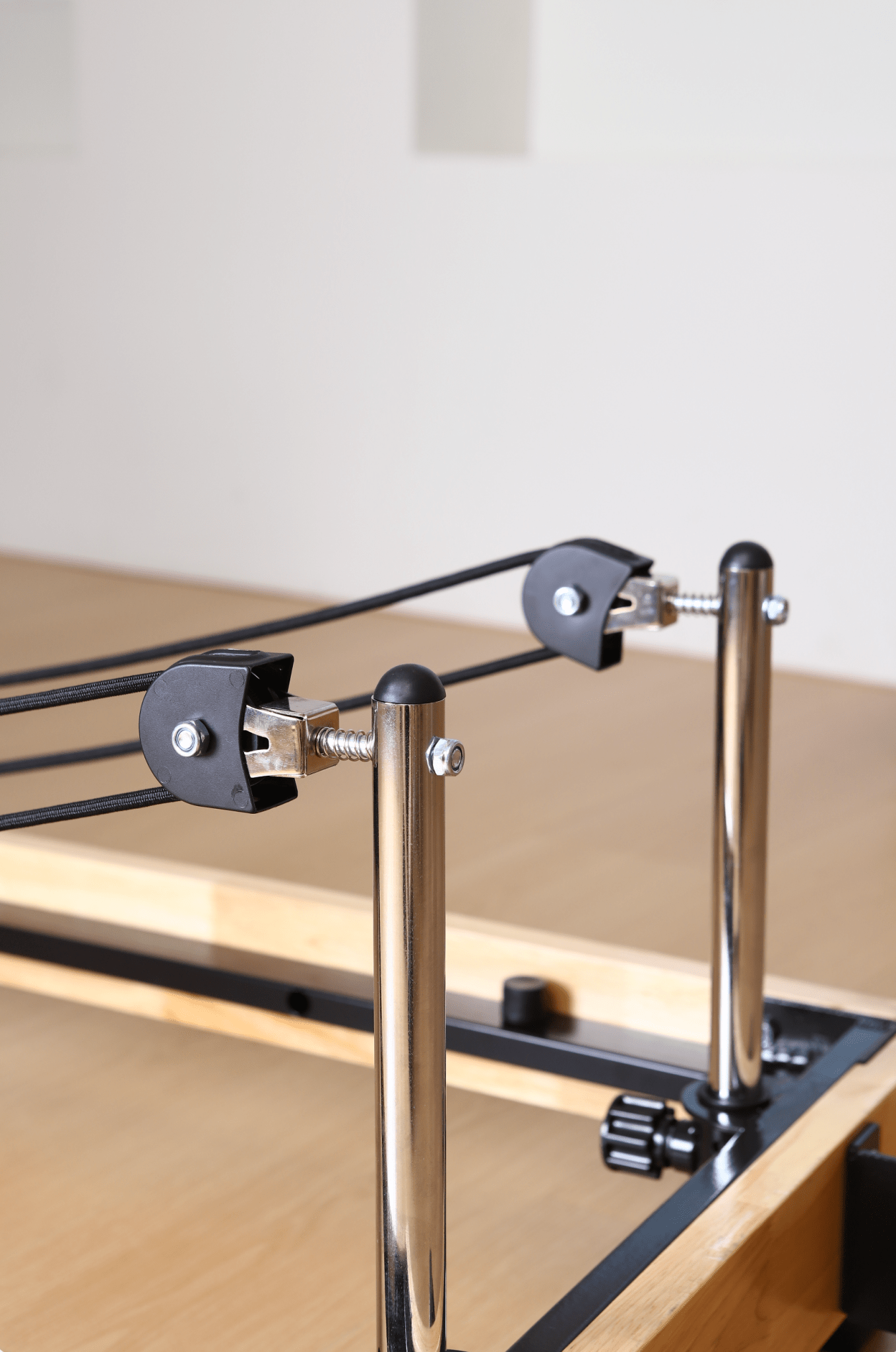 Pilates Reformer in wood - Prestige - MASTERSTORE - 8595677195897 - Pilates Reformer - 51-242-00-86-00 - 8595677195897