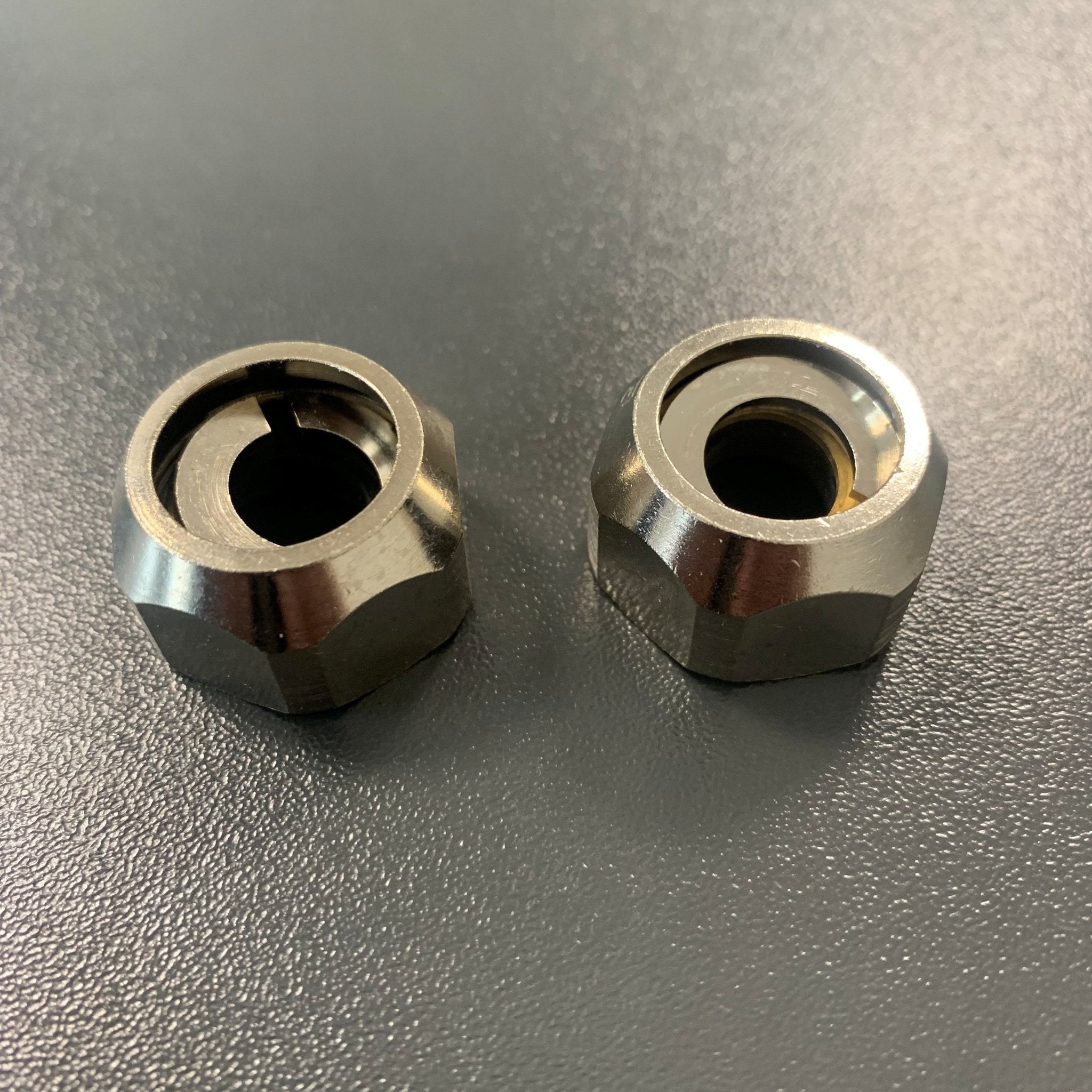 Montering för tvättställsblandare 1/2" x 10 mm krom 2 st.